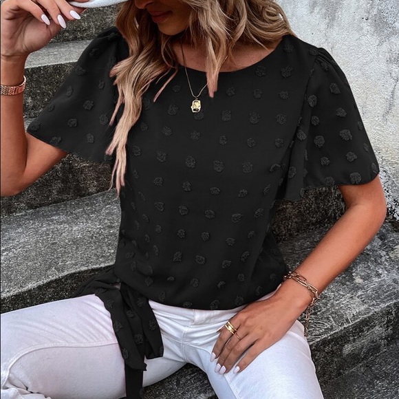 🖤 BOHO BLACK SIDE TIE DOTTED TOP! - Picture 4 of 7